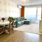 South Bay Family Apartment With 2 Parking Spaces * Varna