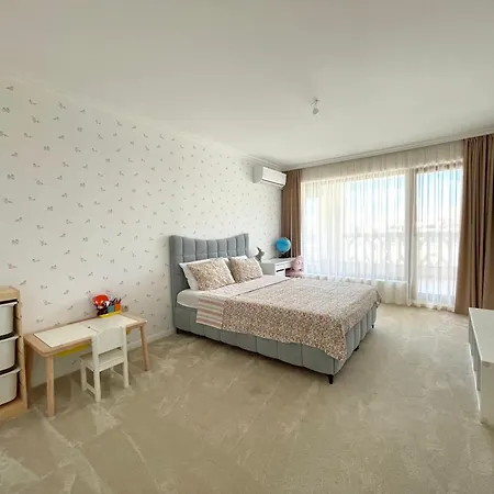 South Bay Family Apartment With 2 Parking Spaces Apartment Varna