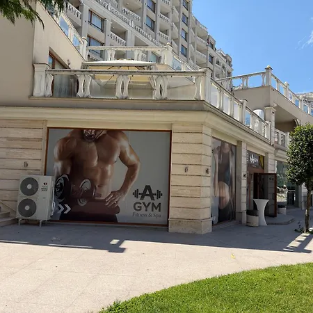 South Bay Family Apartment With 2 Parking Spaces * Varna