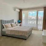 Appartement South Bay Family Apartment With 2 Parking Spaces